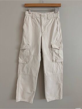 Aritzia TNA Troop Cargo Pant Birch Cream Utility Cargo Pants Wide Leg Size 2